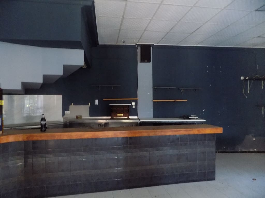 Restaurant/Bar til salgs i Tormos - € 240 000 (Ref: 9950417)