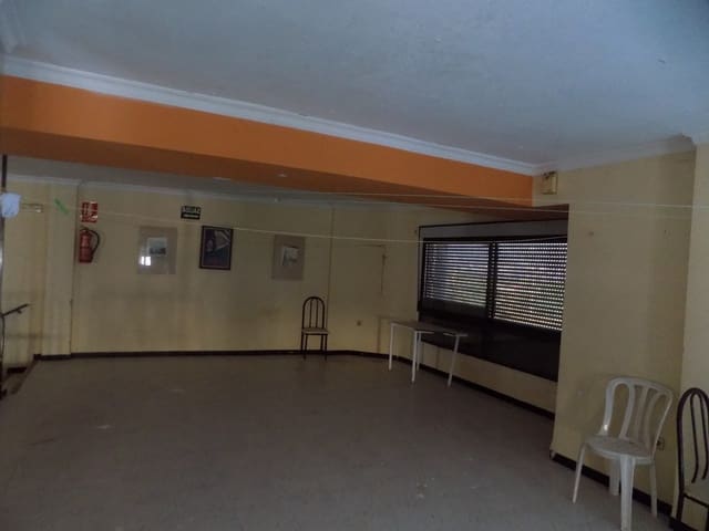 Restaurant/Bar à vendre à Tormos - 240 000 € (Ref: 9950417)