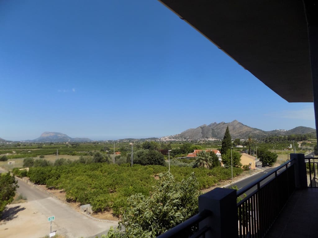 Restaurant/Bar til salgs i Tormos - € 240 000 (Ref: 9950417)