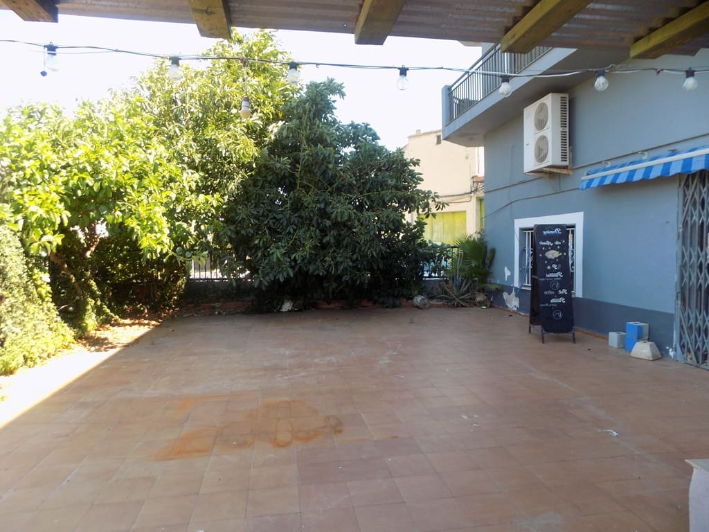 Restaurant/Bar til salgs i Tormos - € 240 000 (Ref: 9950417)