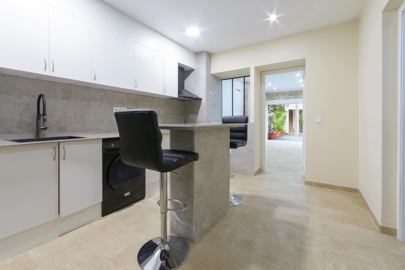 6 slaapkamer Huis te koop in Tavernes de la Valldigna - € 210.000 (Ref: 10009214)