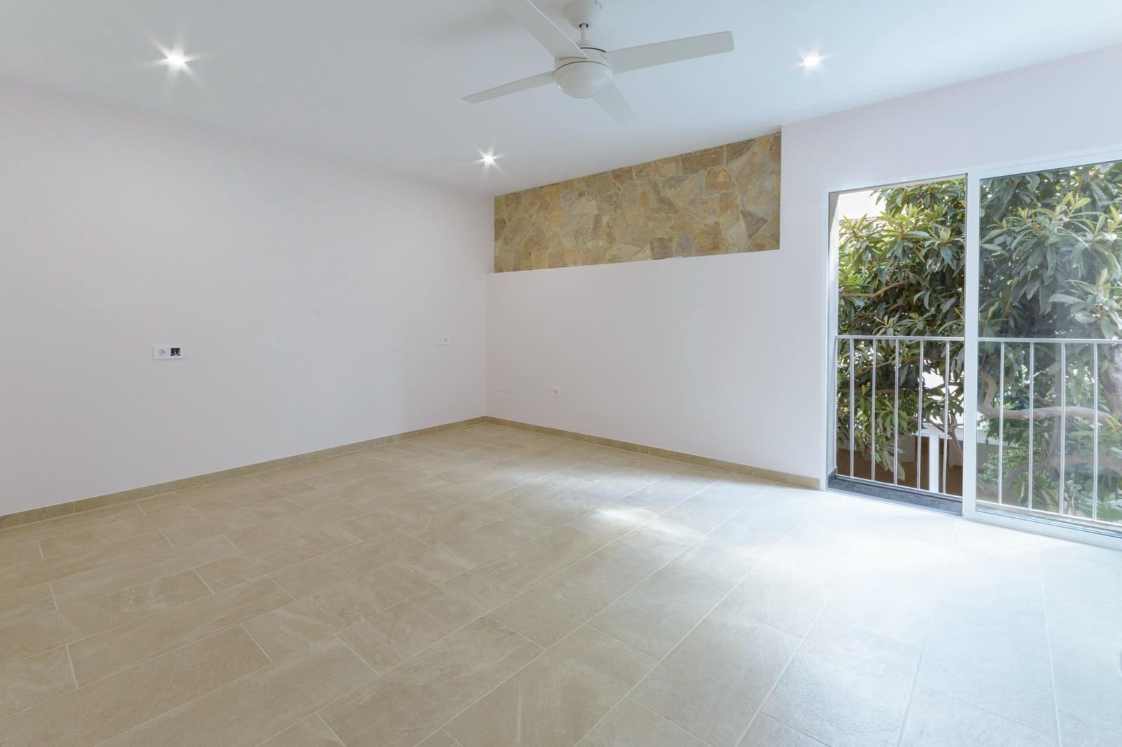 6 slaapkamer Huis te koop in Tavernes de la Valldigna - € 210.000 (Ref: 10009214)