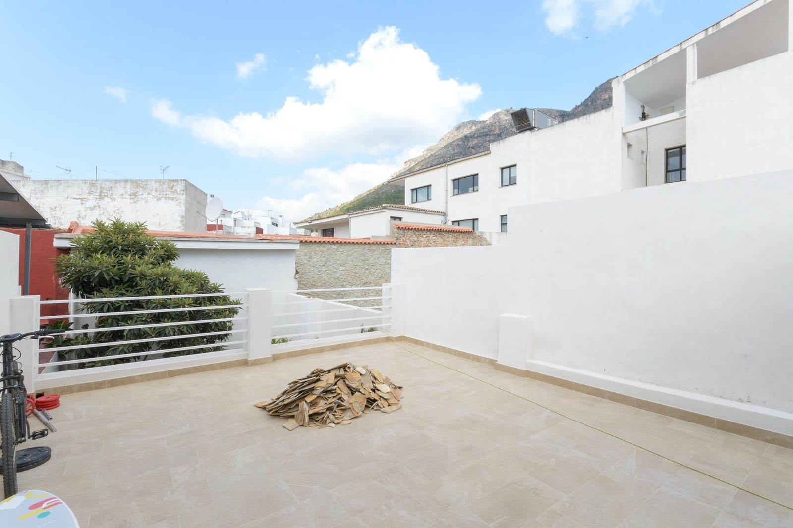 6 slaapkamer Huis te koop in Tavernes de la Valldigna - € 210.000 (Ref: 10009214)