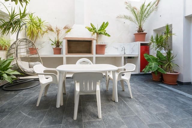 6 bedroom Townhouse for sale in Tavernes de la Valldigna - € 210,000 (Ref: 10009214)