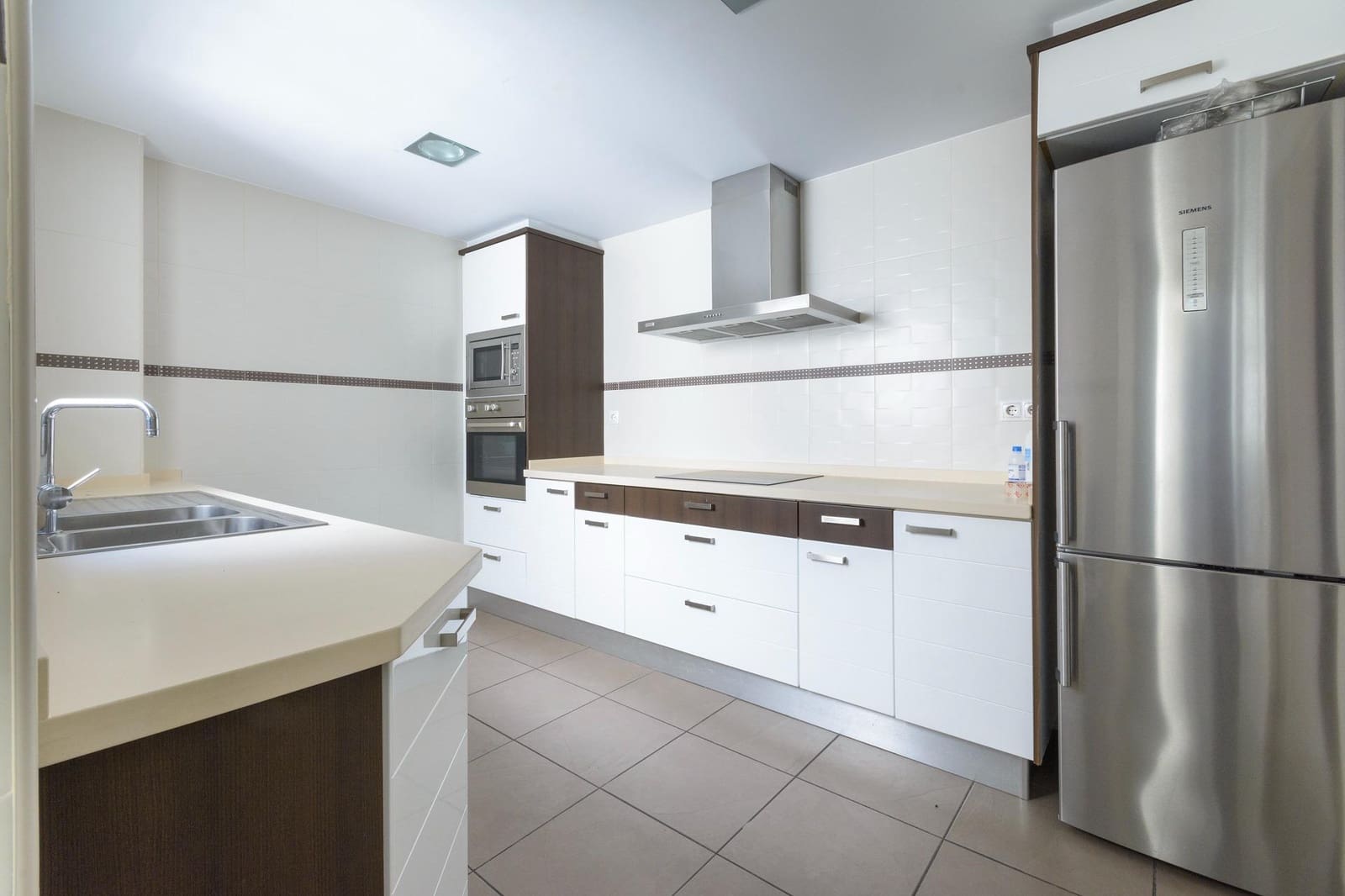 4 bedroom Penthouse for sale in Gandia with garage - € 449,000 (Ref: 10011561)