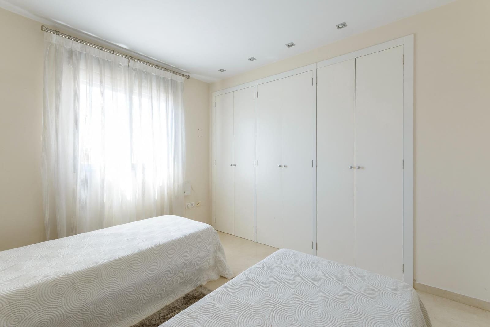 4 bedroom Penthouse for sale in Gandia with garage - € 449,000 (Ref: 10011561)