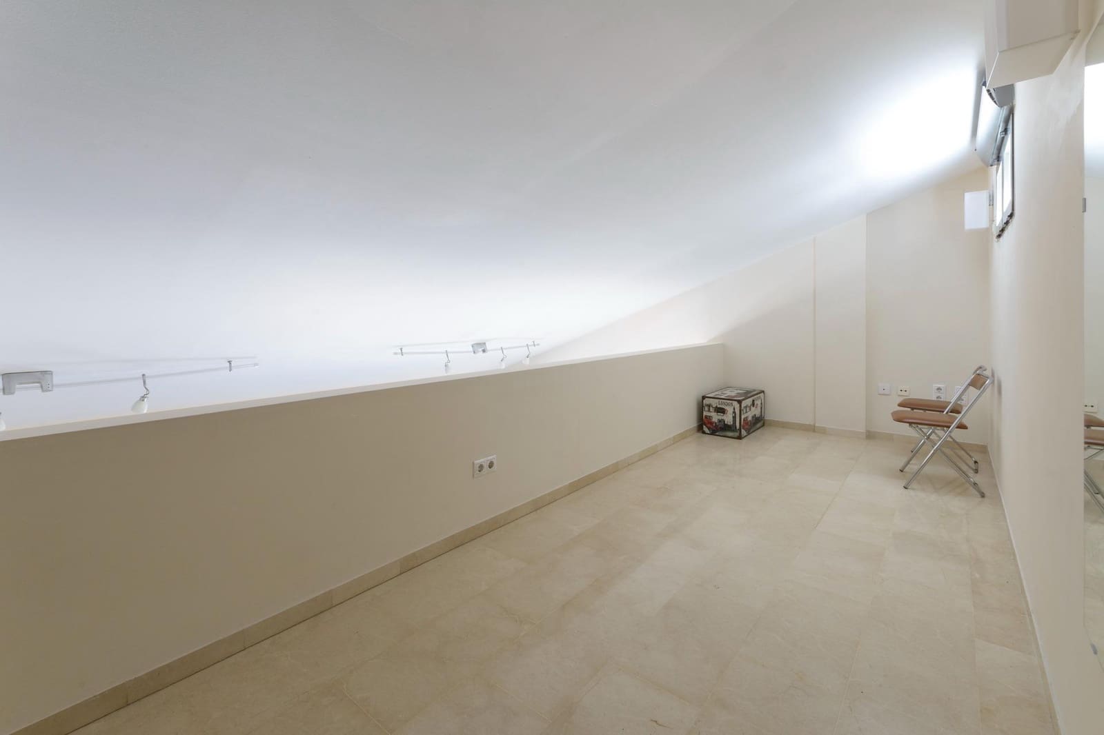 4 bedroom Penthouse for sale in Gandia with garage - € 449,000 (Ref: 10011561)