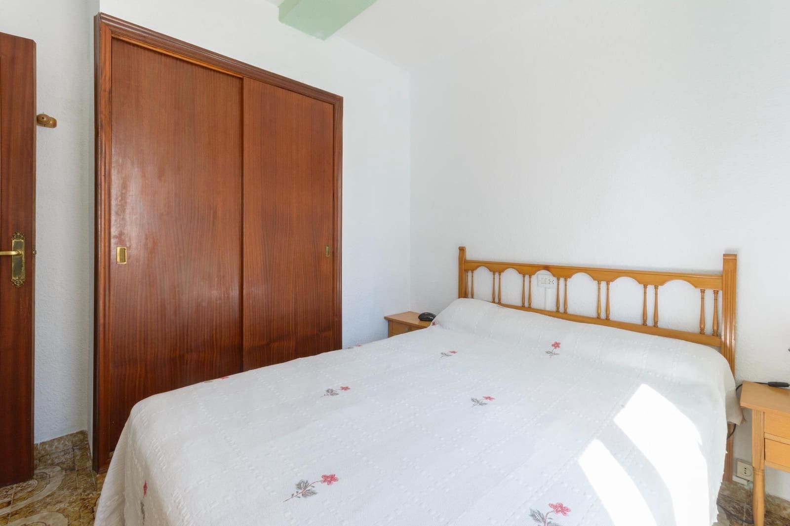 2 sovrum Lägenhet till salu i Piles - 140 000 € (Ref: 10027425)