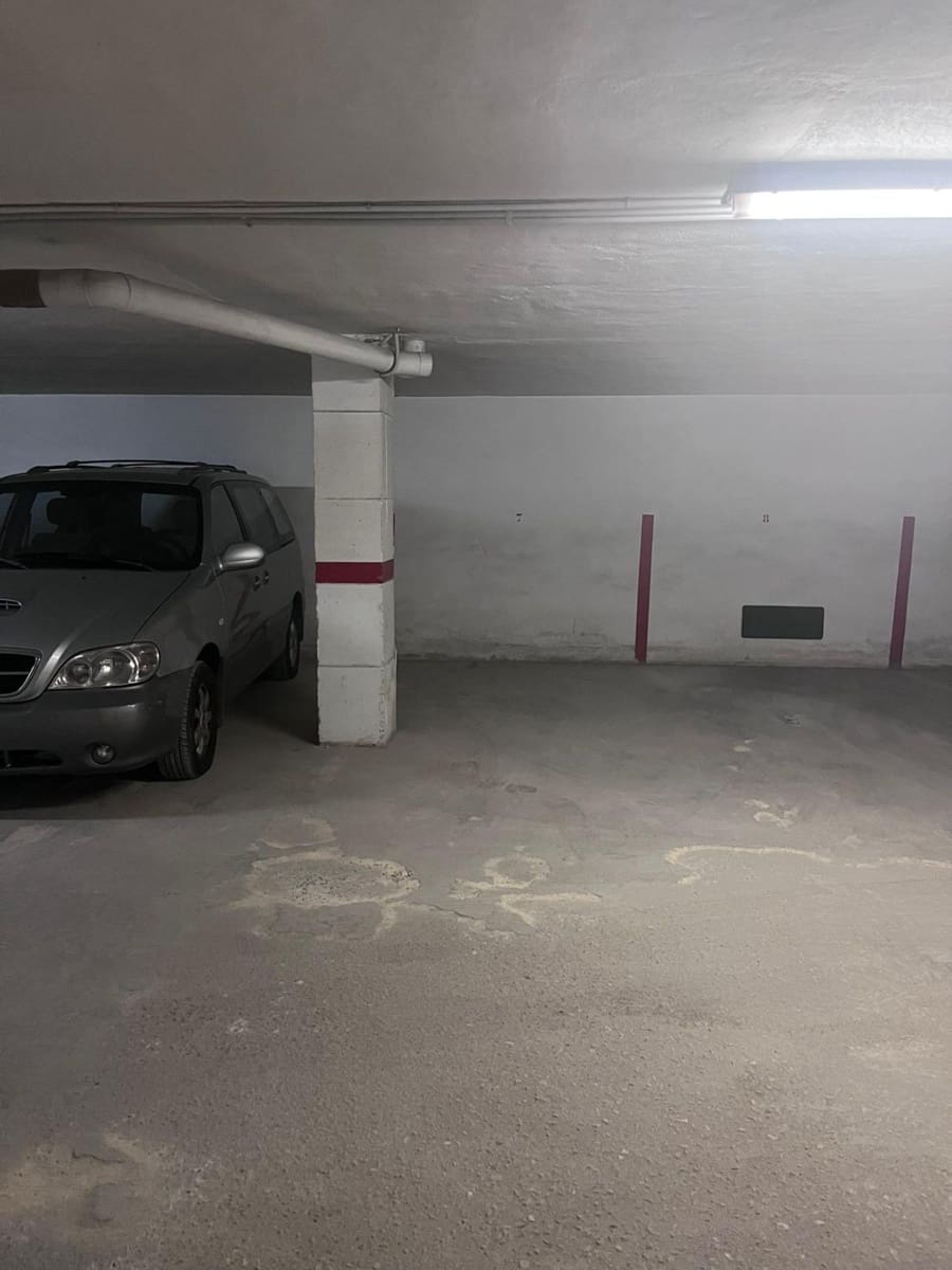 Autotalli myytävänä paikassa Gandia - 12 000 € (Ref: 10047465)