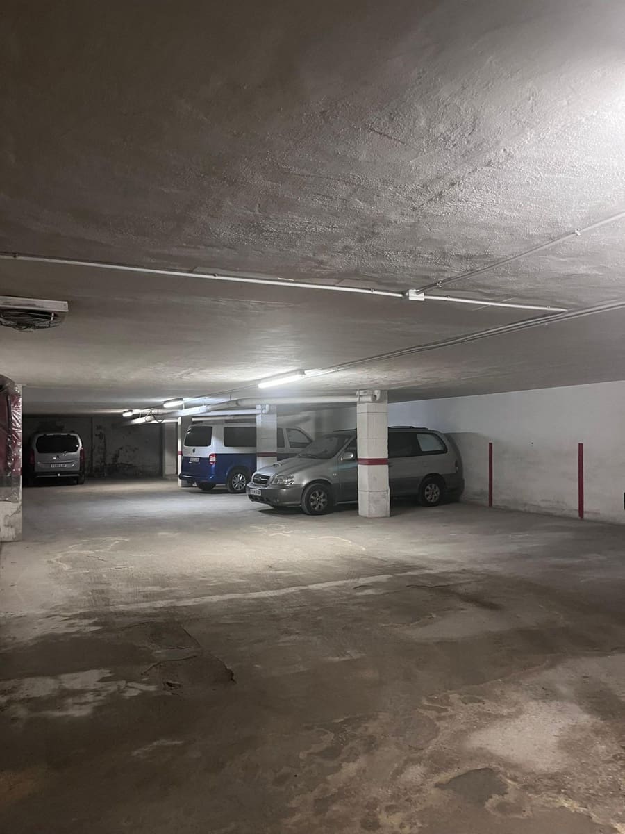 Autotalli myytävänä paikassa Gandia - 12 000 € (Ref: 10047465)