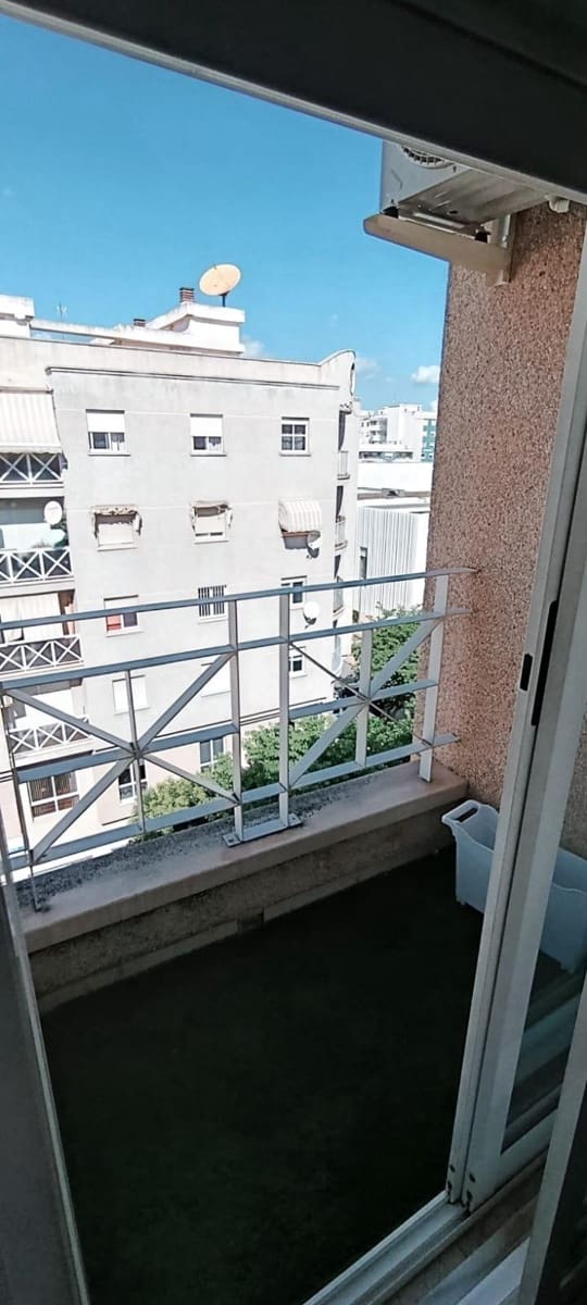 3 makuuhuone Asunto vuokrattavana paikassa Gandia mukana 
autotalli - 950 € (Ref: 10100321)