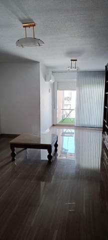 3 makuuhuone Asunto vuokrattavana paikassa Gandia mukana 
autotalli - 950 € (Ref: 10100321)