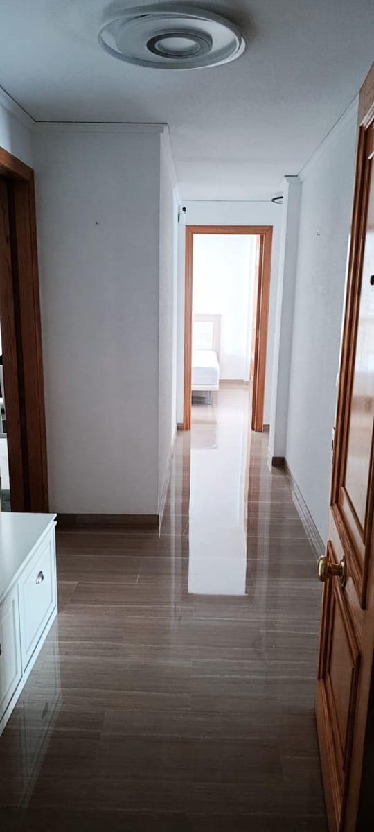 3 makuuhuone Asunto vuokrattavana paikassa Gandia mukana 
autotalli - 950 € (Ref: 10100321)