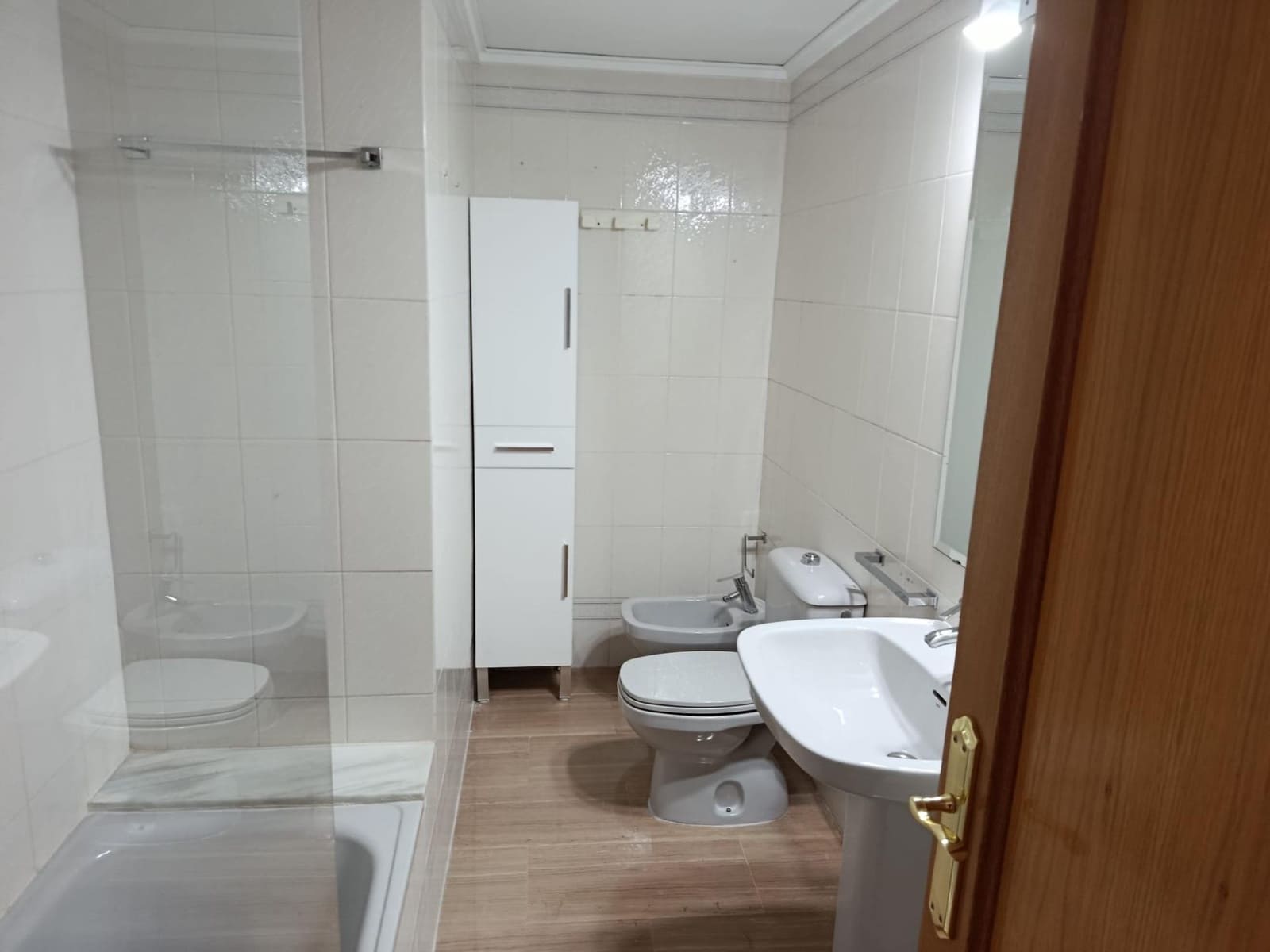 3 makuuhuone Asunto vuokrattavana paikassa Gandia mukana 
autotalli - 950 € (Ref: 10100321)