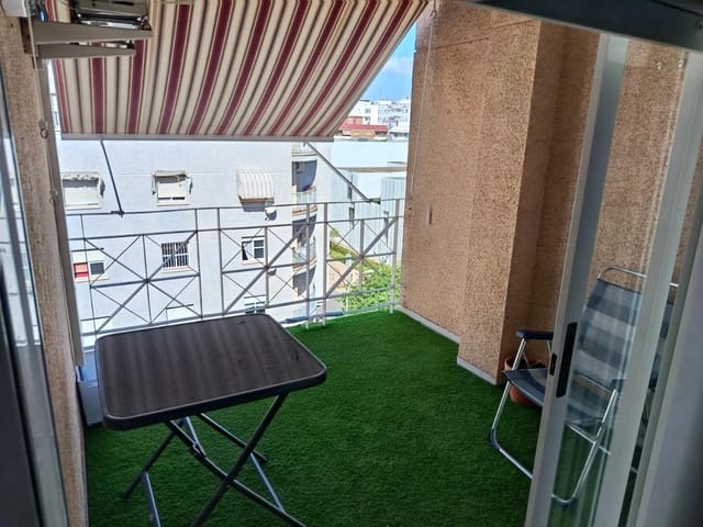 3 makuuhuone Asunto vuokrattavana paikassa Gandia mukana 
autotalli - 950 € (Ref: 10100321)