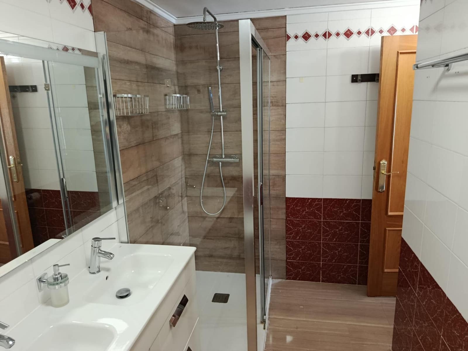 3 makuuhuone Asunto vuokrattavana paikassa Gandia mukana 
autotalli - 950 € (Ref: 10100321)