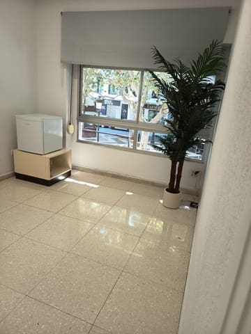 Kantoor te huur in Gandia - € 400 (Ref: 10115775)