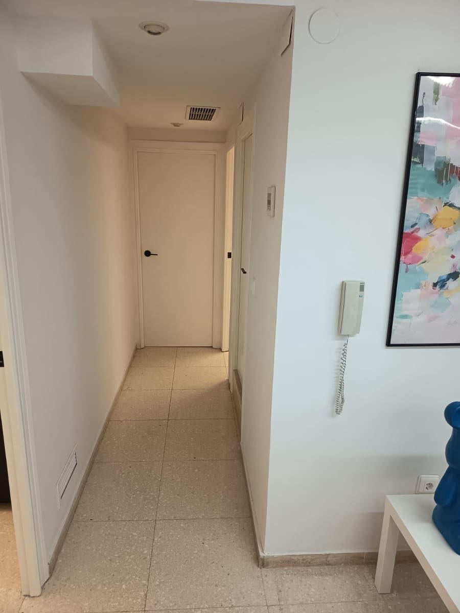 Office for rent in Gandia - € 400 (Ref: 10115775)