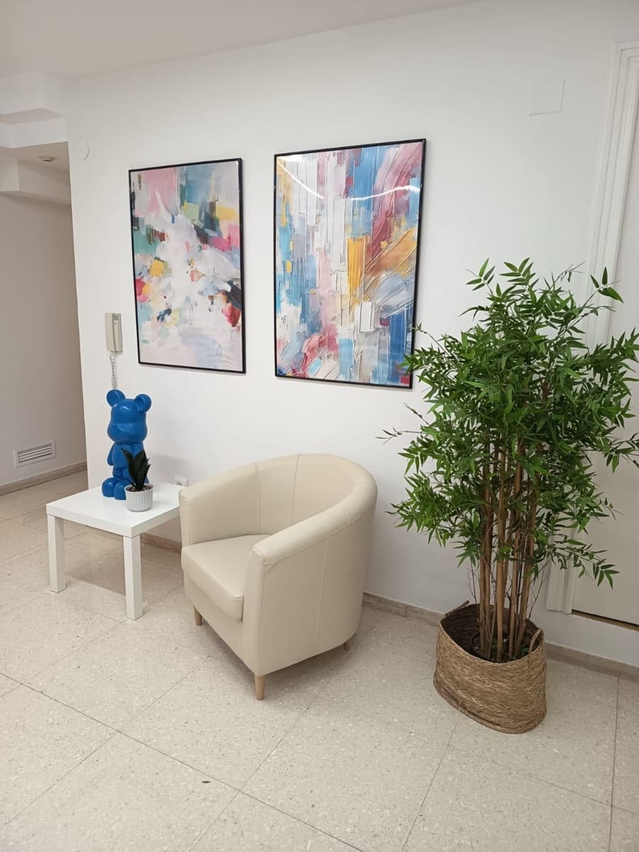 Office for rent in Gandia - € 400 (Ref: 10115775)