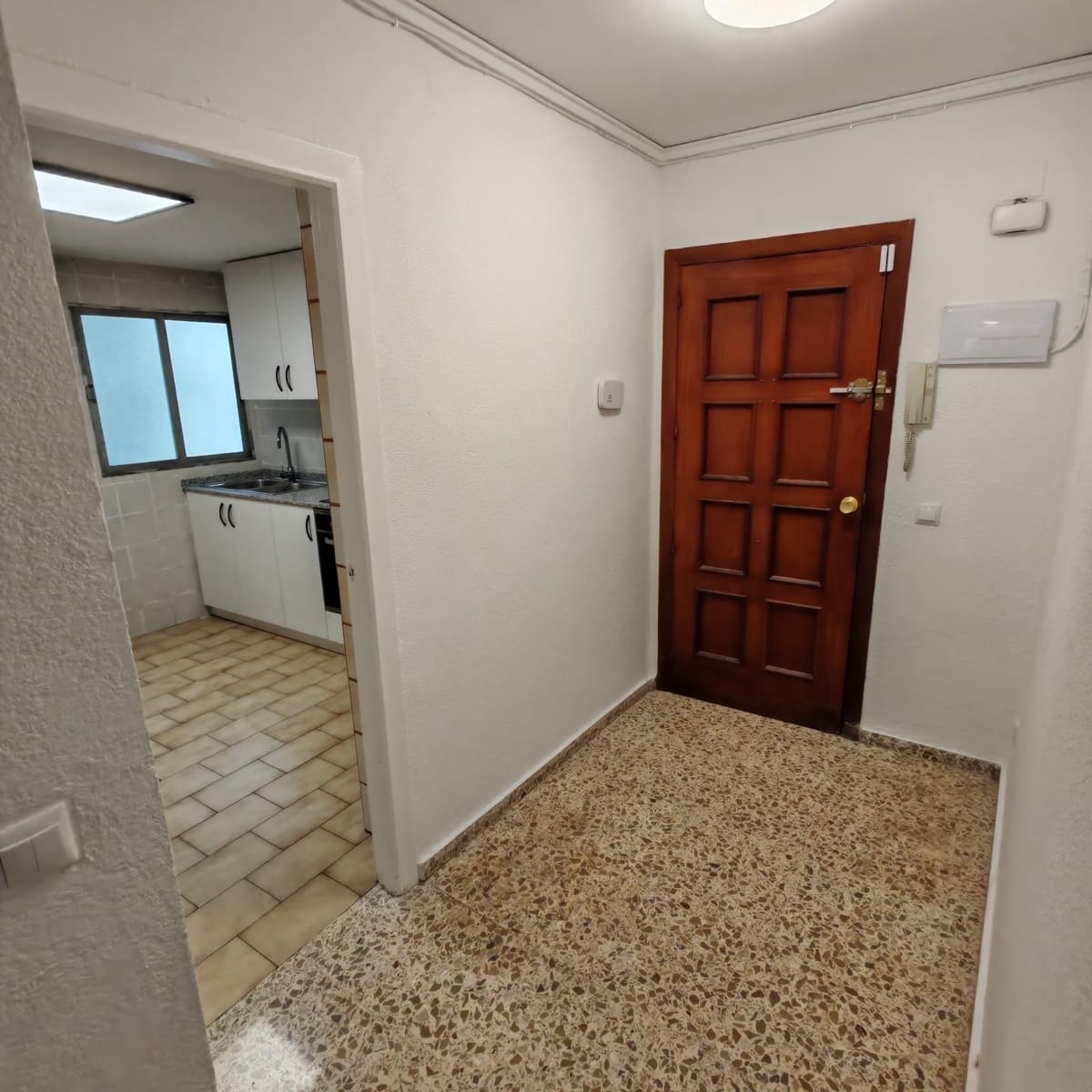 4 quarto Apartamento para arrendar em Gandia com garagem - 750 € (Ref: 10115776)