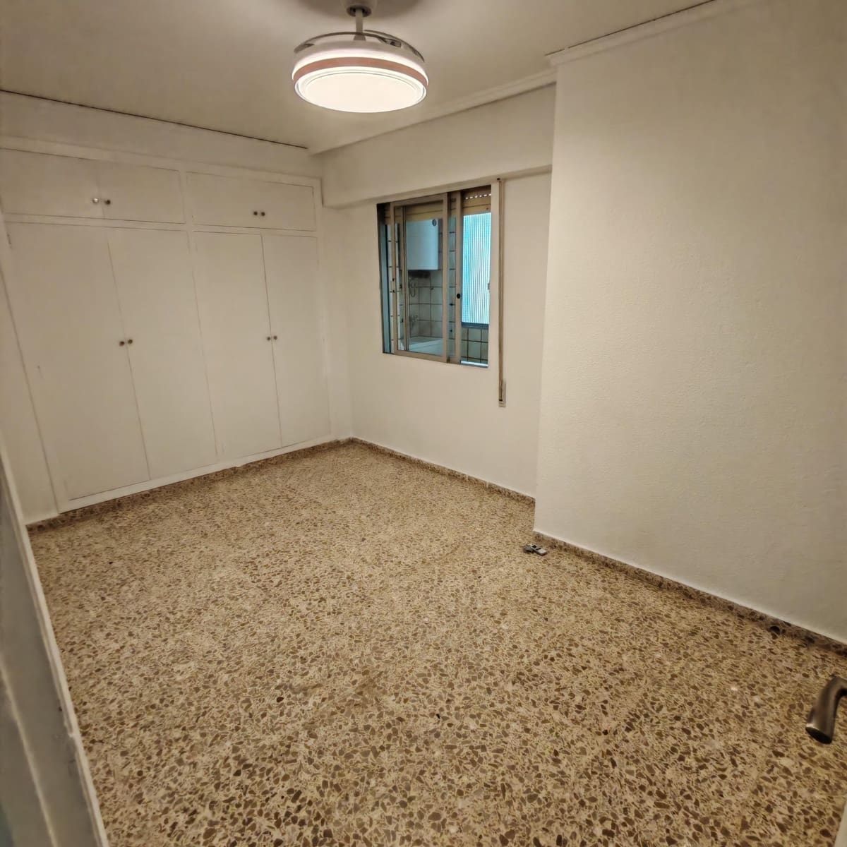 4 quarto Apartamento para arrendar em Gandia com garagem - 750 € (Ref: 10115776)