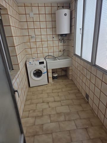 4 quarto Apartamento para arrendar em Gandia com garagem - 750 € (Ref: 10115776)
