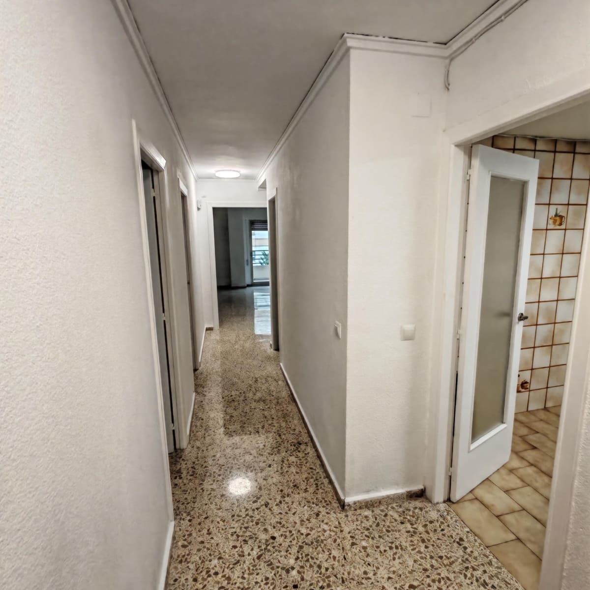 4 quarto Apartamento para arrendar em Gandia com garagem - 750 € (Ref: 10115776)