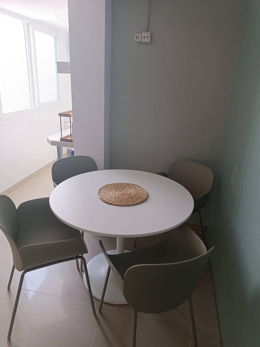 2 quarto Apartamento para arrendar em Gandia - 950 € (Ref: 10120037)