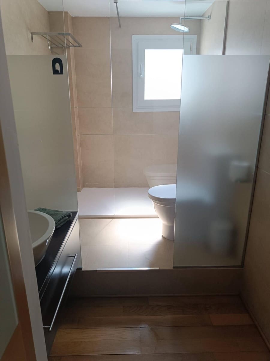 2 quarto Apartamento para arrendar em Gandia - 950 € (Ref: 10120037)