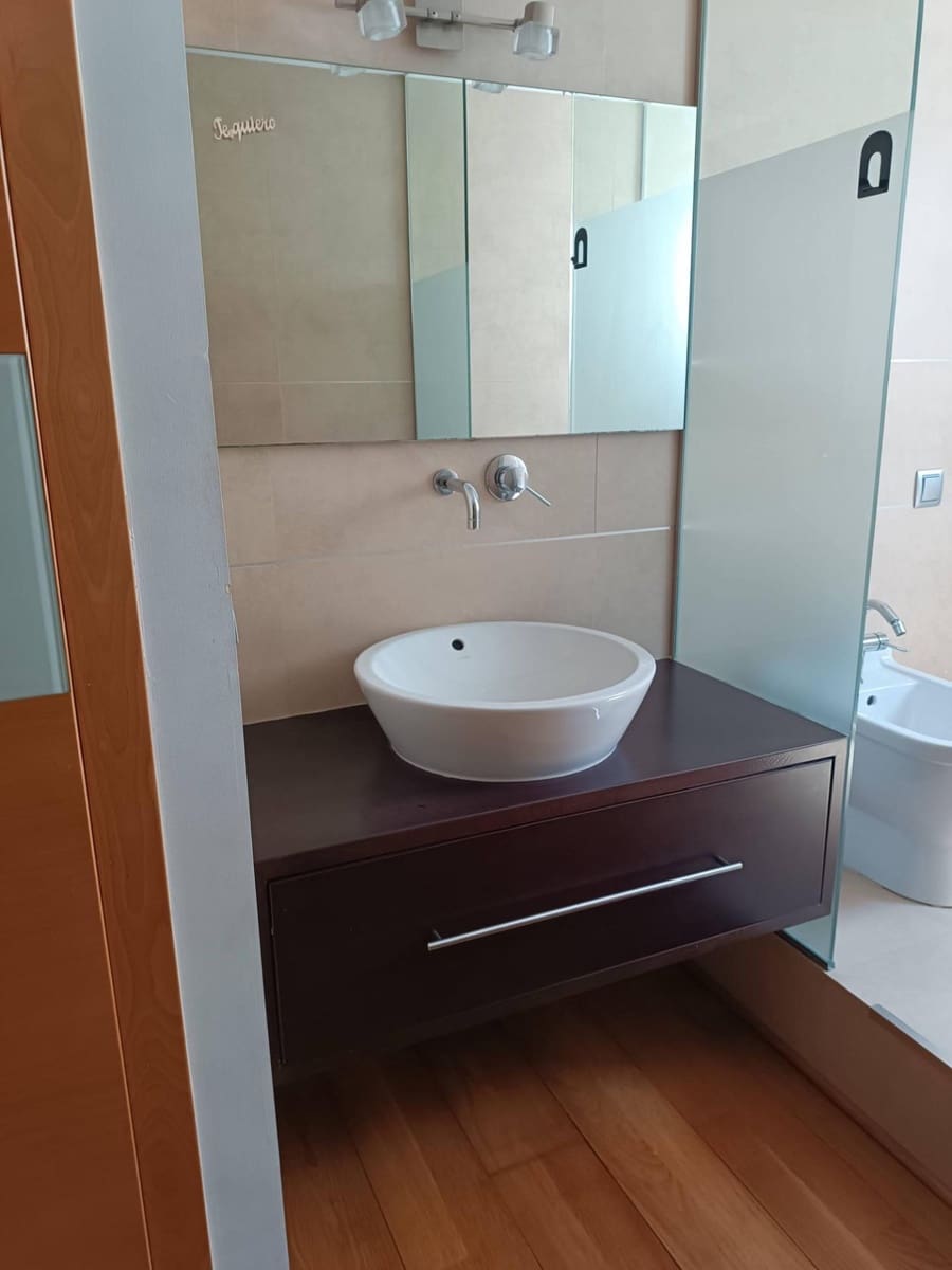 2 quarto Apartamento para arrendar em Gandia - 950 € (Ref: 10120037)