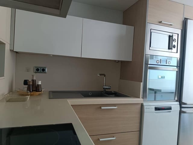 2 quarto Apartamento para arrendar em Gandia - 950 € (Ref: 10120037)