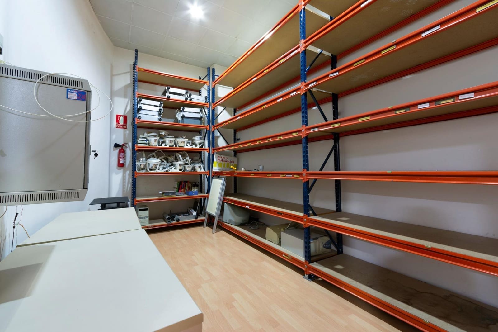 4 bedroom Commercial for rent in Gandia - € 1,500 (Ref: 10130042)