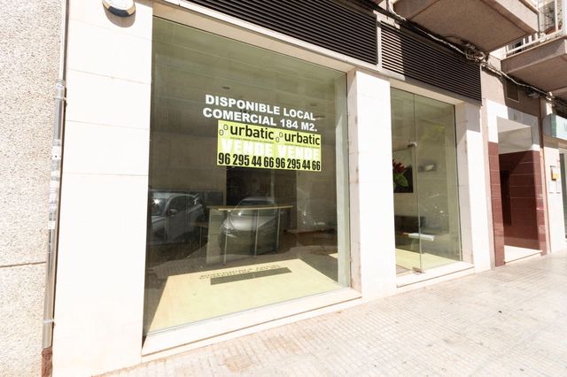 4 bedroom Commercial for rent in Gandia - € 1,500 (Ref: 10130042)