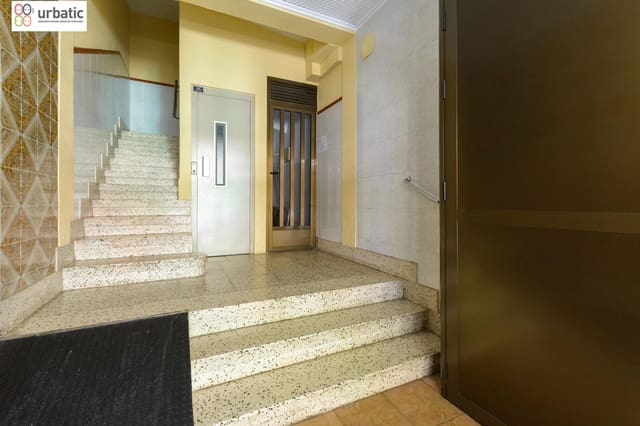 3 bedroom Flat for sale in Gandia - € 162,000 (Ref: 10142502)