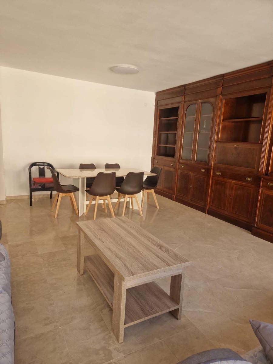 3 bedroom Flat for rent in Gandia with garage - € 900 (Ref: 10159841)
