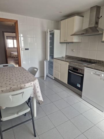 3 slaapkamer Flat te huur in Gandia met garage - € 900 (Ref: 10159841)