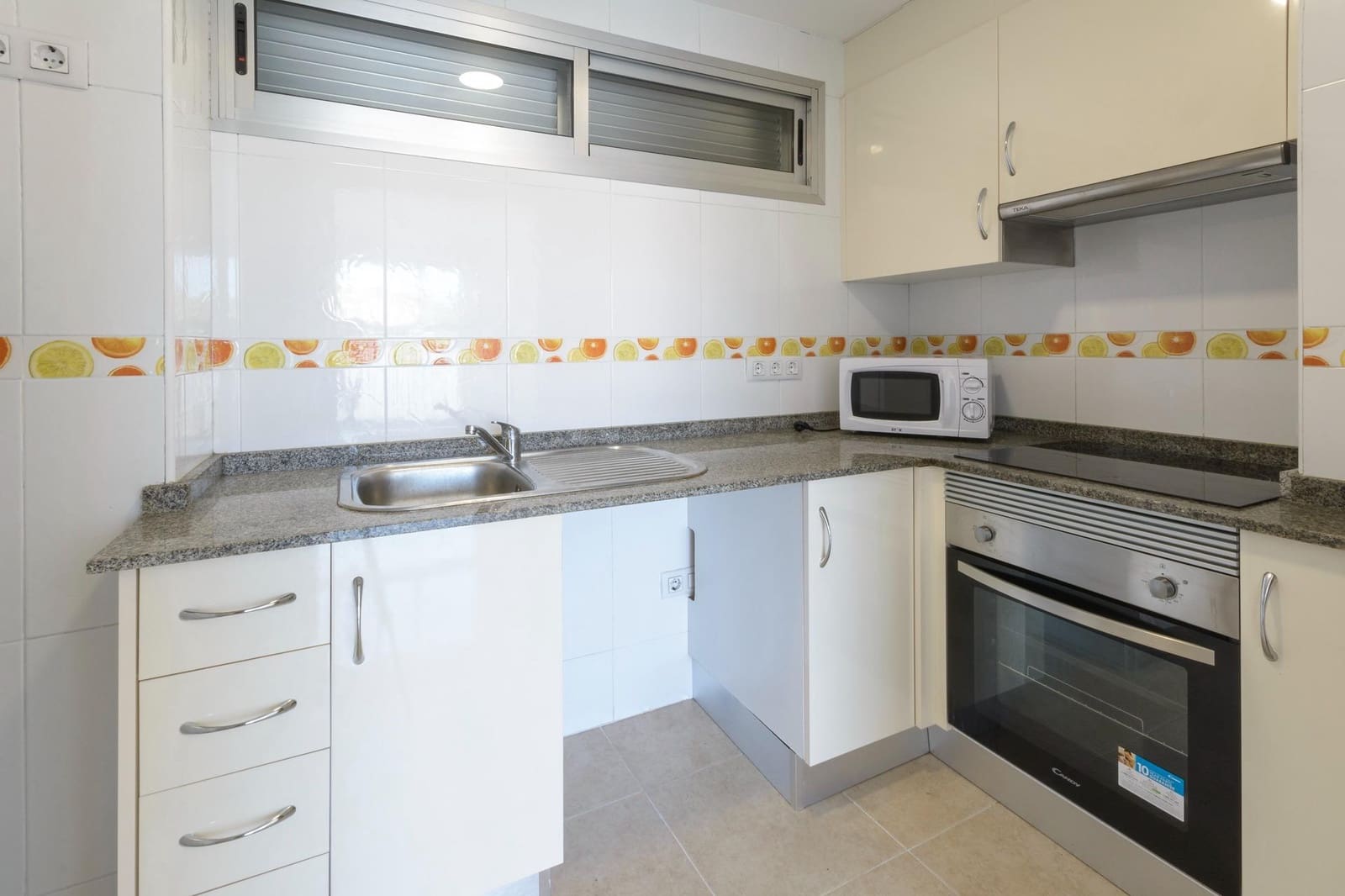 2 chambre Appartement à vendre à Gandia avec piscine garage - 120 000 € (Ref: 10166799)