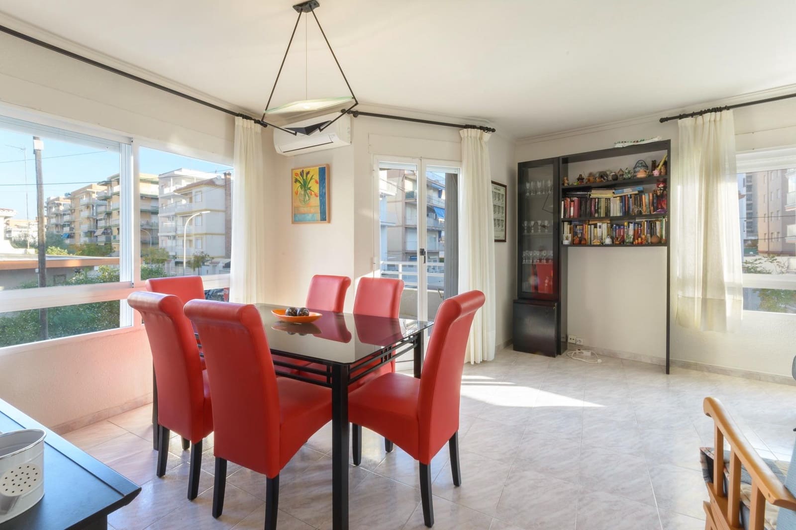 2 bedroom Apartment for sale in Gandia - € 162,000 (Ref: 10187237)