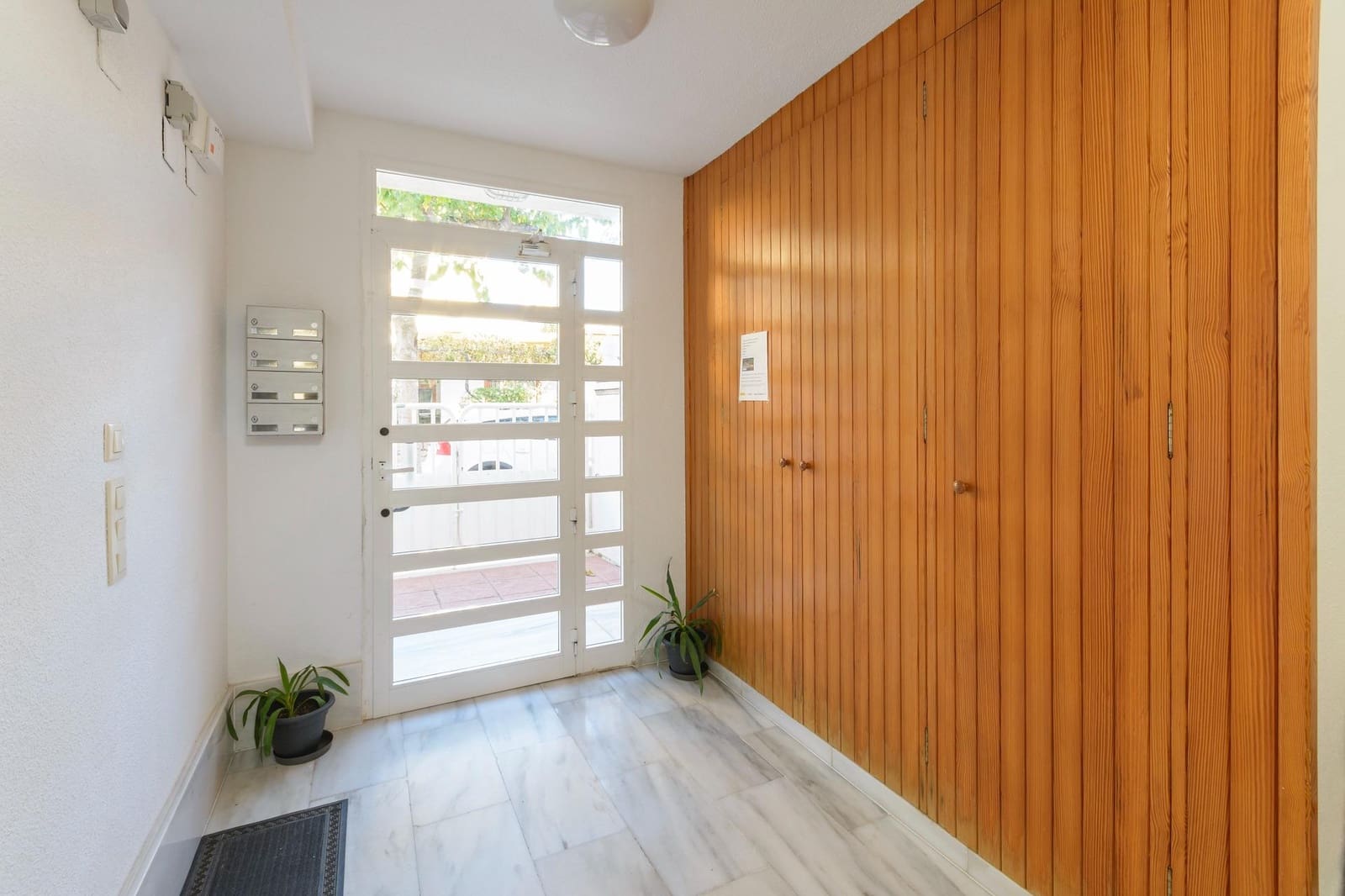 2 bedroom Apartment for sale in Gandia - € 162,000 (Ref: 10187237)