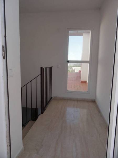 3 bedroom Penthouse for rent in Villalonga with garage - € 800 (Ref: 2643674)