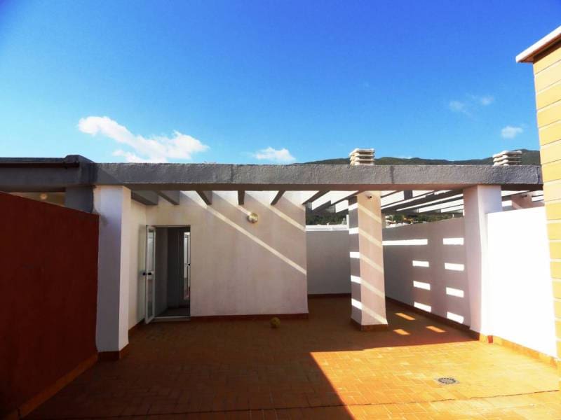 3 bedroom Penthouse for rent in Villalonga with garage - € 800 (Ref: 2643674)