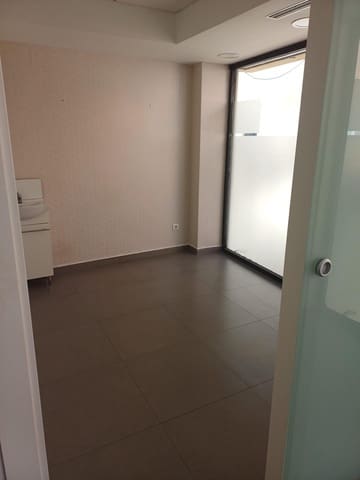 Erhverv til leje i Gandia - € 1.700 (Ref: 3314959)