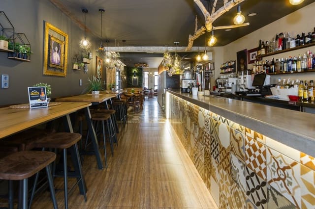 Business for sale in Alqueria de la Comtessa - € 118,000 (Ref: 6184781)