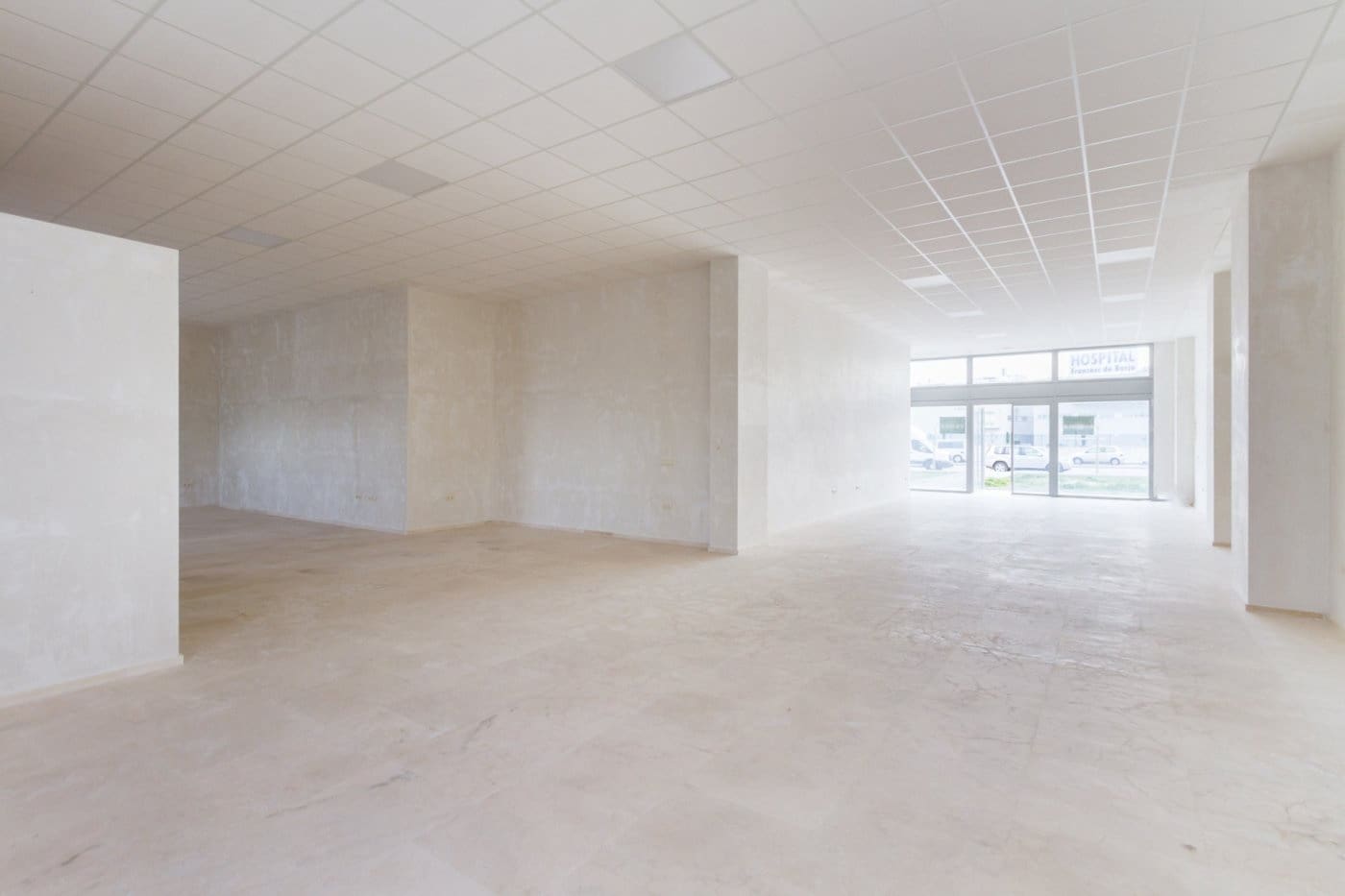 Erhverv til leje i Gandia med garage - € 3.350 (Ref: 6184808)