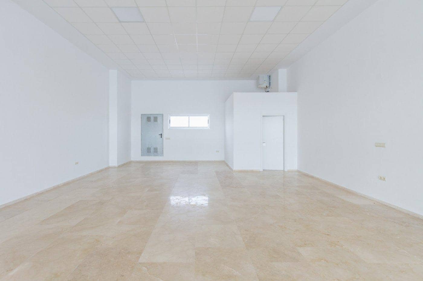 Erhverv til leje i Gandia med garage - € 3.000 (Ref: 6184811)