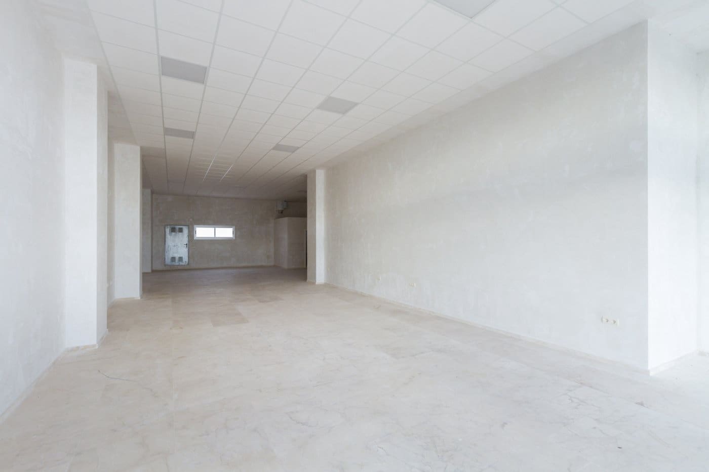 Commercial for rent in Gandia with garage - € 1,600 (Ref: 6184813)