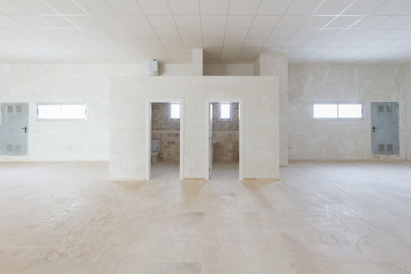 Commercial for rent in Gandia with garage - € 1,600 (Ref: 6184813)