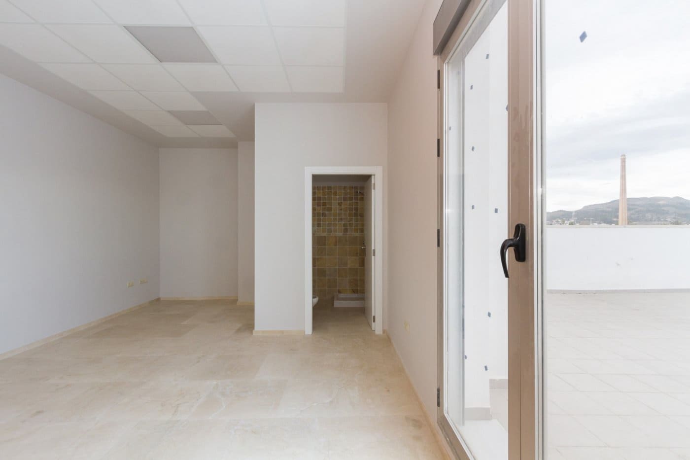 Office for rent in Gandia with garage - € 1,300 (Ref: 6184823)