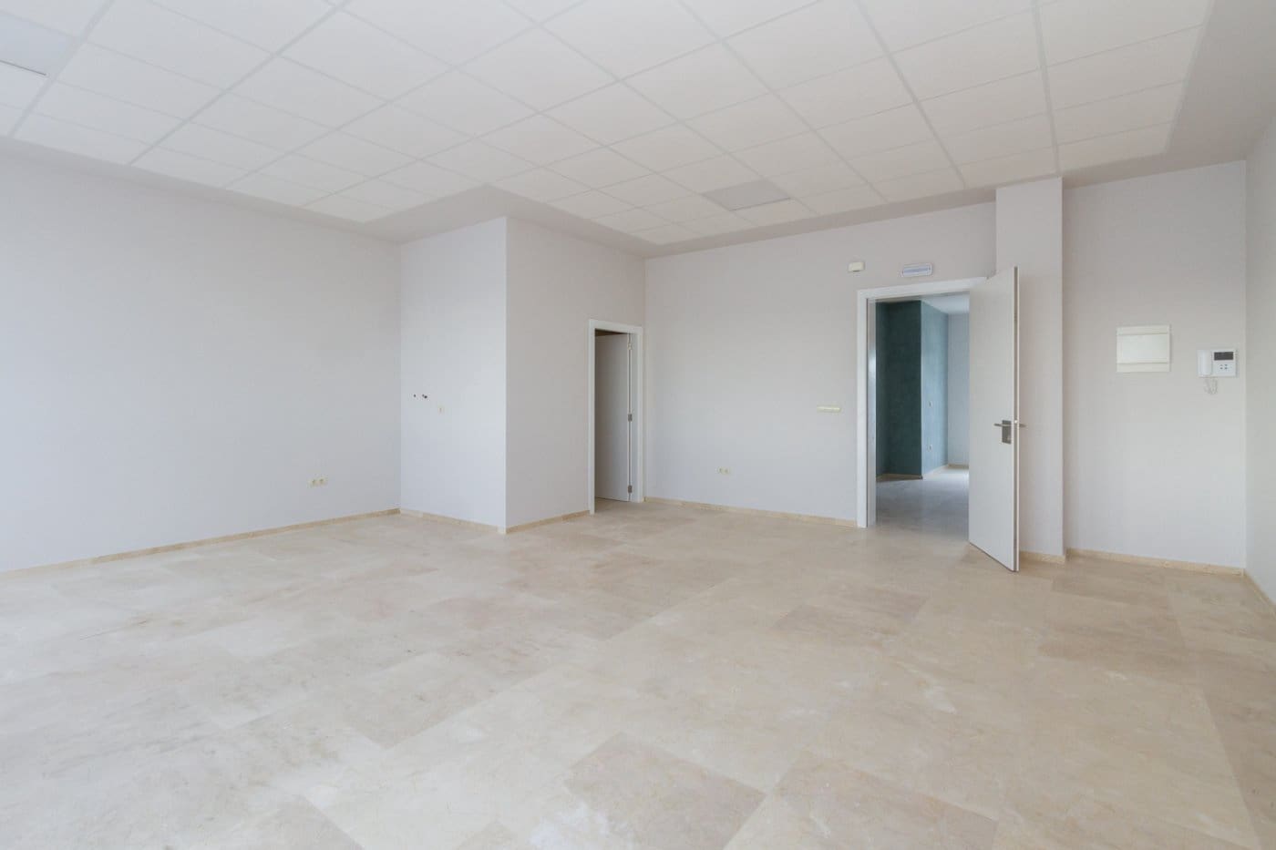 Office for rent in Gandia with garage - € 650 (Ref: 6184824)