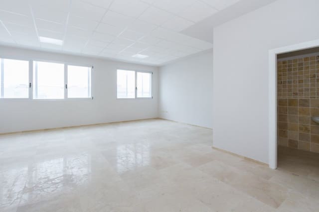 Office for rent in Gandia with garage - € 7,000 (Ref: 6184847)